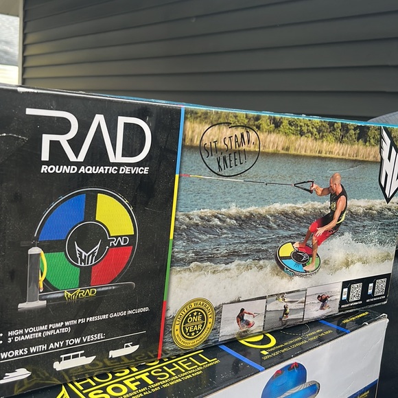 NIB RAD 3’ ROUND AQUATIC DEVICE - Picture 3 of 3